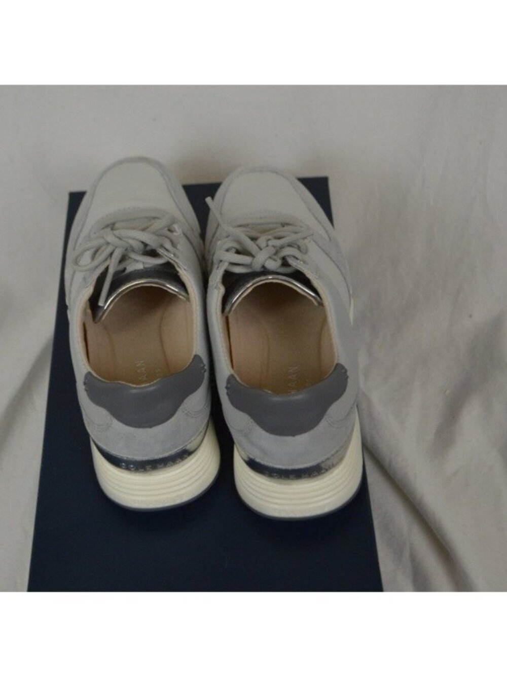 Womens Cole Haan Gray + Silver Accents Grand Crosscourt Sneakers / Shoes 8 NIB - Picture 3 of 6